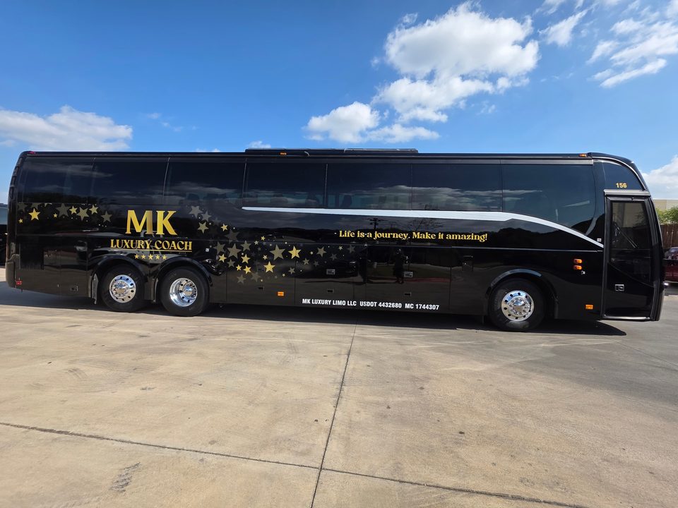 MK Luxury Limo executive sedan exterior — Dallas-Fort Worth airport transfer