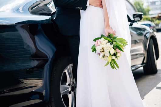 MK Luxury Limo wedding limousine service